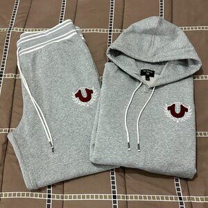 True Religion Sweatsuit Set XL Heather Gray Collegiate Logo